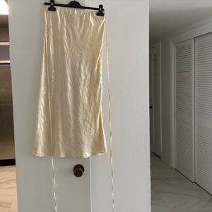 River Island midi skirt NWOT